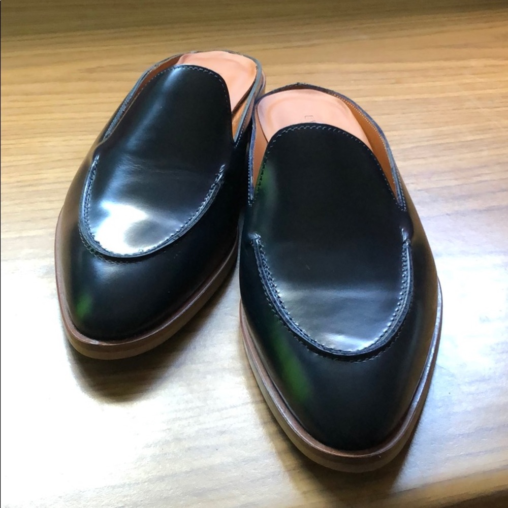 Everlane black mule (brand new never worn)